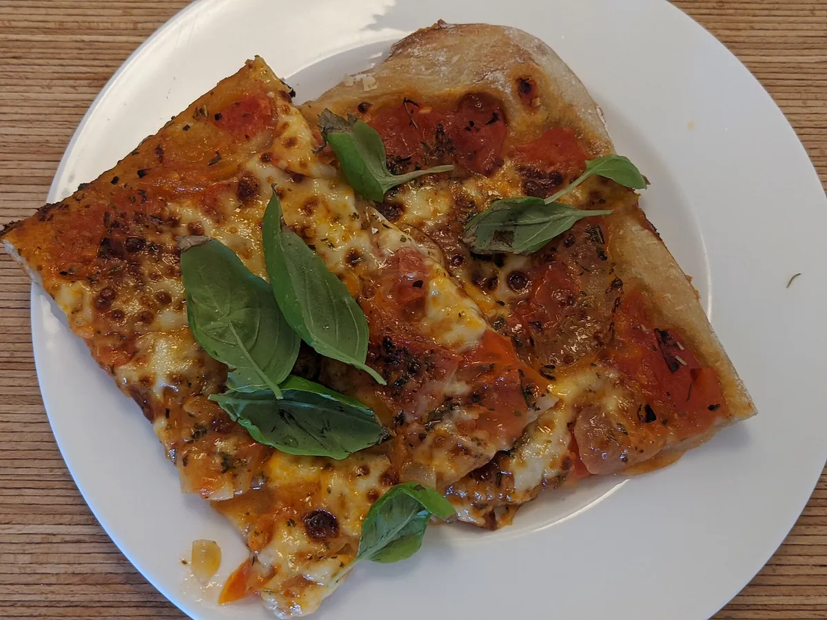 Pizza food typical of Platform Pizza